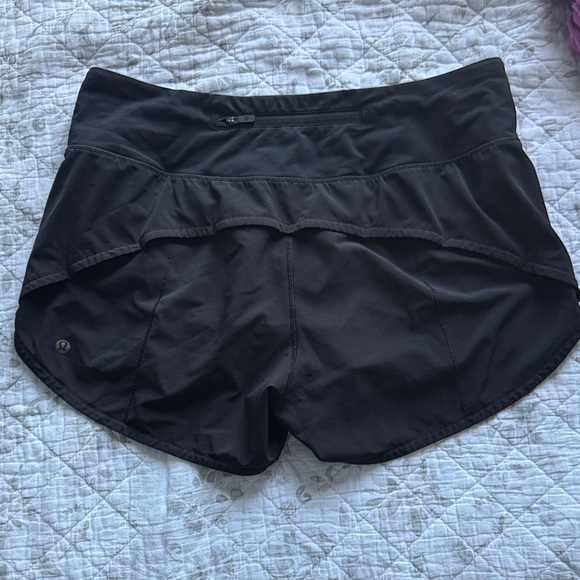 Lululemon Speed Up Short Long *4" Updated Fit
Black 8 - Picture 4 of 7